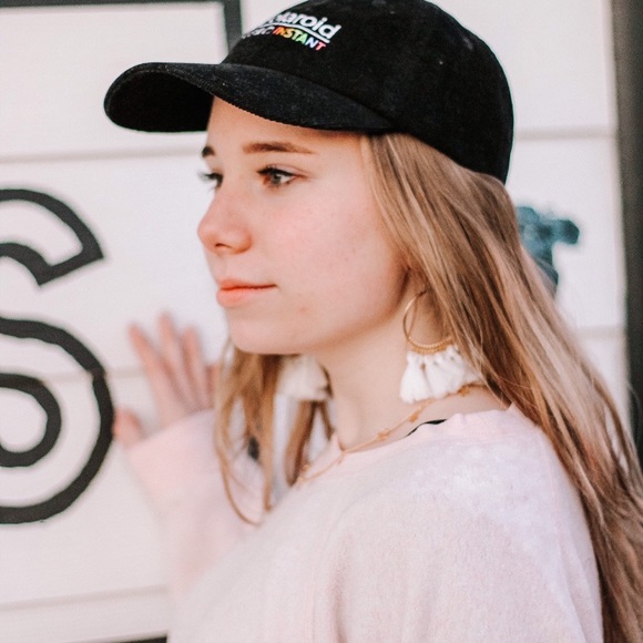 “Arriba!” Boho Tassel Hoop Fun Cute Fringe Earring - Picture 8 of 16